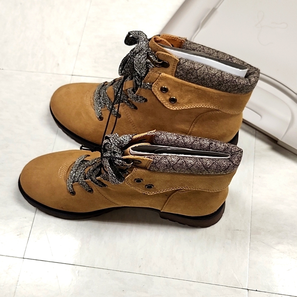Shoe Boots